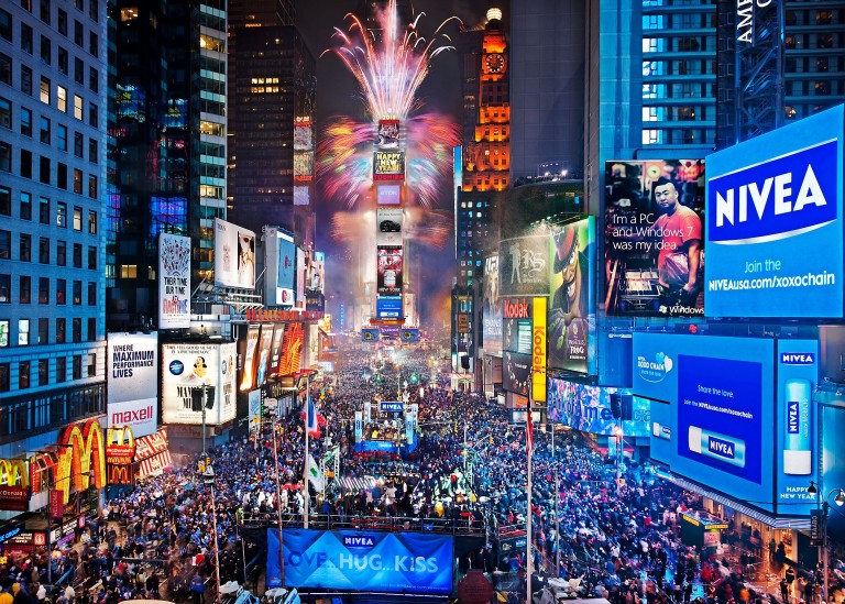 Times Square se viste de luces.