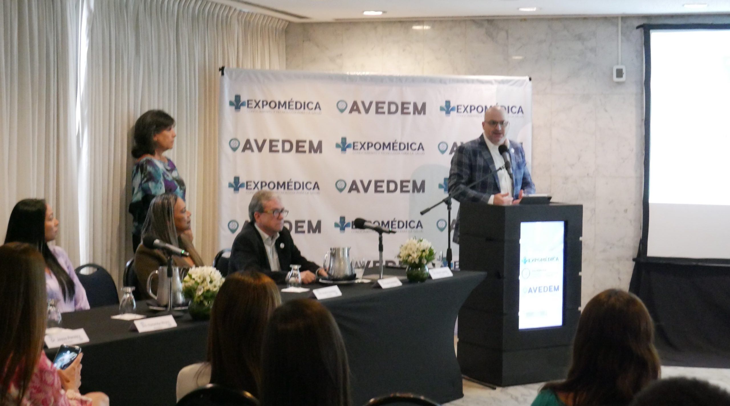 Más de 50 empresas privadas estarán presentes en&hellip;