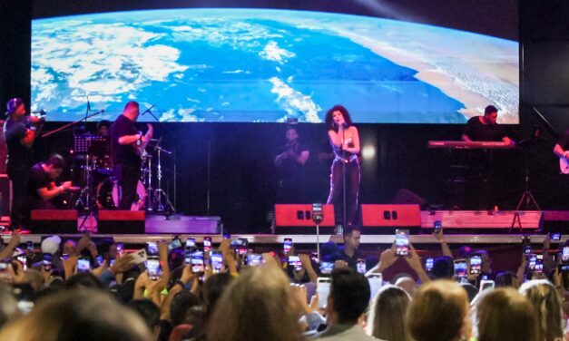 Caracas declaró su amor a Karina con 45 mil asistentes a su concierto en Chacao