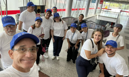 Voluntarios de Coca-Cola FEMSA Venezuela realizan jornada de limpieza y acopio en Lago de Maracaibo