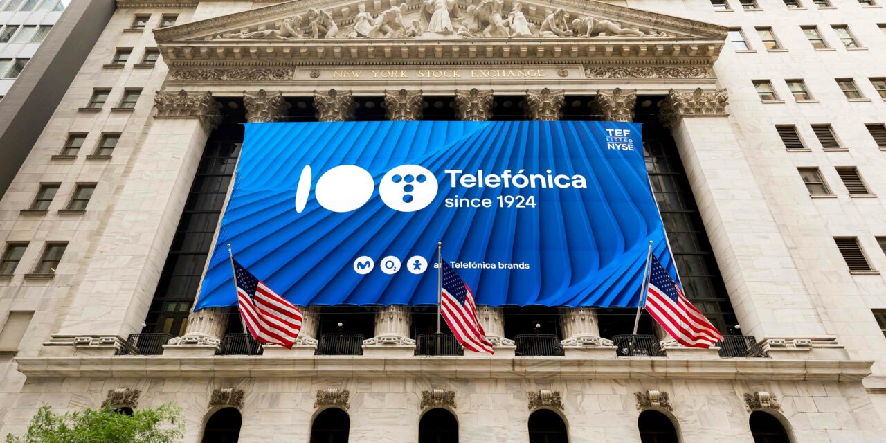 Telefónica «toca la campana» en la Bolsa de Nueva York para celebrar 100 años conectando la vida de la gente