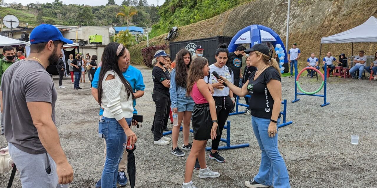 Baruta se une por el bienestar animal en el evento Día de la Alegría y Patas