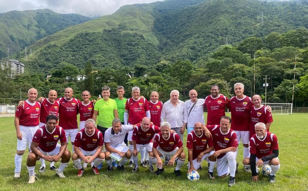 Leyendas Vinotinto se reúnen en partido amistoso a beneficio de la SAV