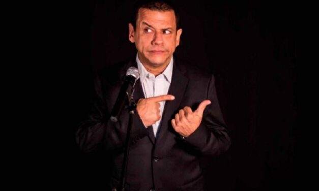 Emilio Lovera presenta a Emilio Lovera en nuevas funciones