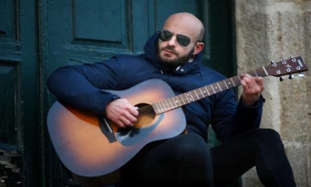 Hany Kauam rinde tributo a los grandes del merengue con “Botellas”