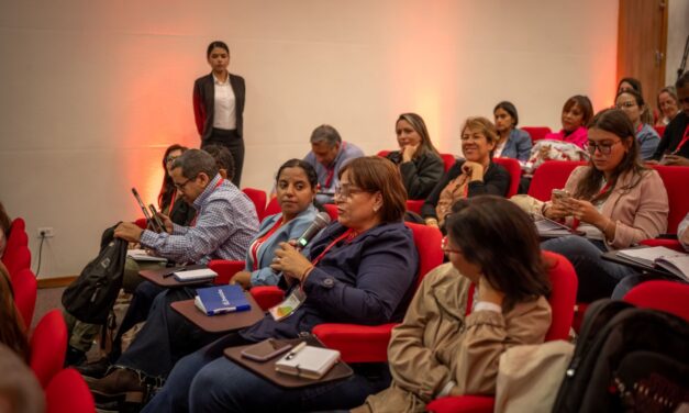 Coca-Cola FEMSA Venezuela impulsa la formación de periodistas con primer Taller de Sostenibilidad