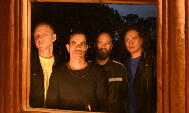 Banda 990 presenta su nuevo sencillo: «Herramienta»