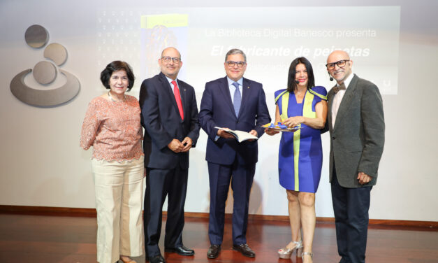 Banesco publicó la tercera edición del libro «El fabricante de peinetas» de Inés Quintero