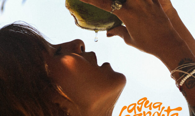 “Agua Bendita”: la nueva canción de Paola Houghton que limpia heridas con música