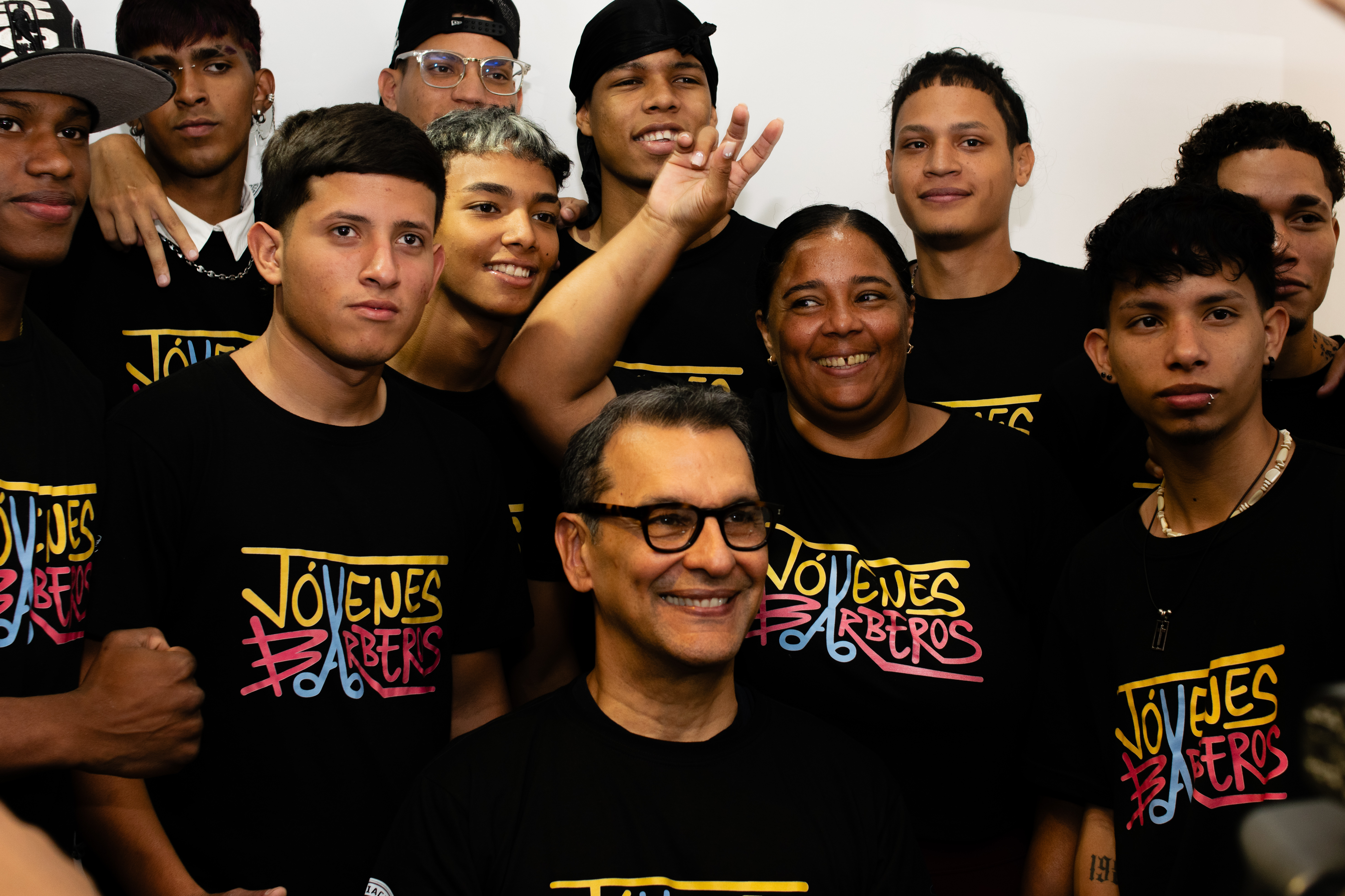 Jóvenes barberos abre sus puertas: es un camino de transformación y futuro
