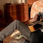 CINE: Jeremy Allen White se transforma en Springsteen: música de ninguna parte