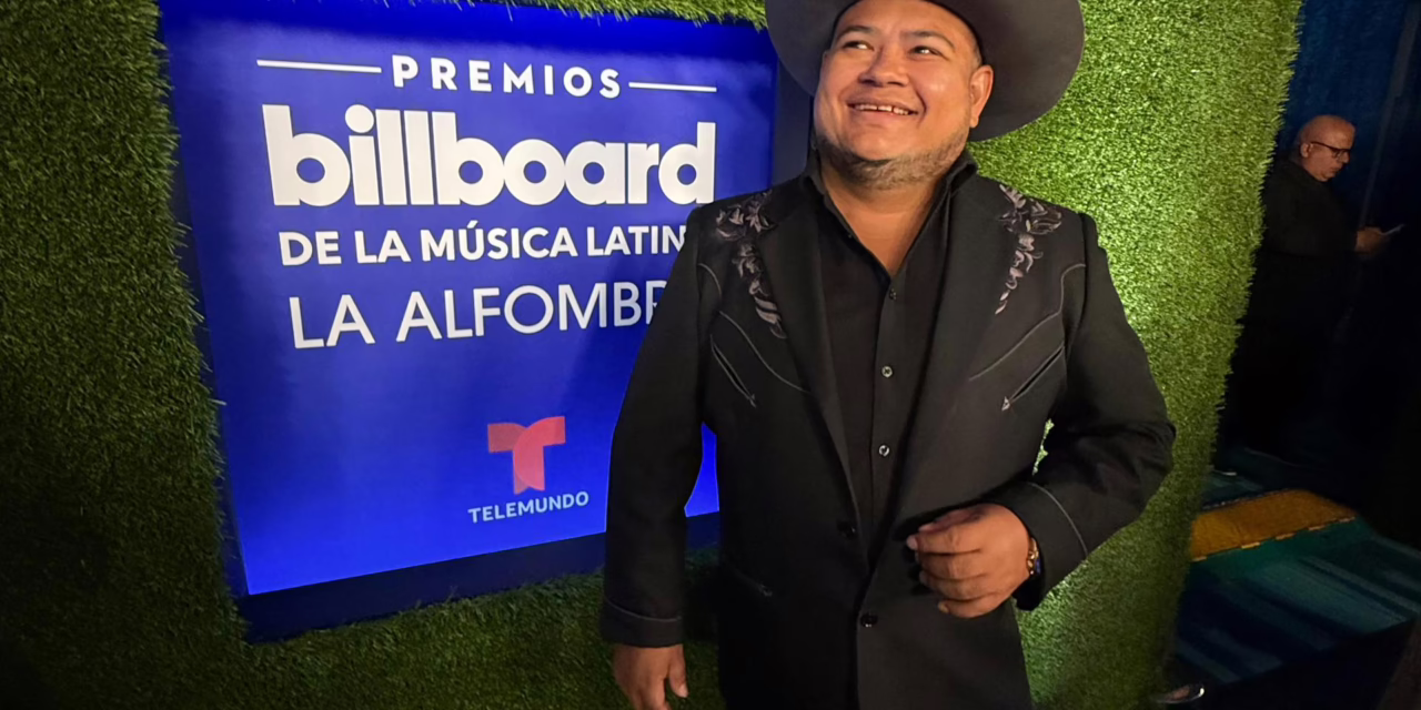 El Canario de Cazorla brilló en la alfombra de los premios Billboard