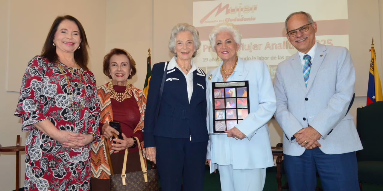 Reconocen a la empresaria Zonia Bezara de Atencio con el premio “Zonia Bezara de Atencio”