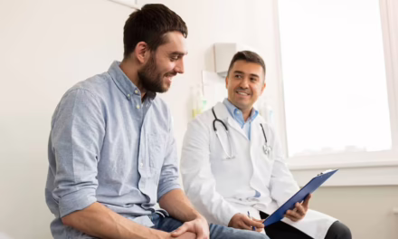 Urólogo recomienda chequeos constantes para descartar cáncer de próstata