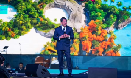 Ministro promociona a República Dominicana como destino turístico