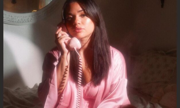 Zelina Rivera conmueve con «Tus Ojos», su nuevo sencillo